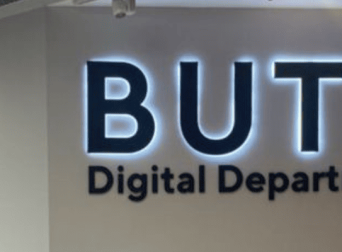 Signboard services in Dubai
